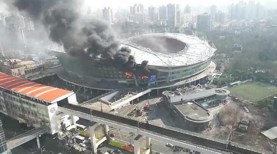 從上海虹口足球場火災(zāi)事故引發(fā)對(duì)臨汾鋼結(jié)構(gòu)建筑防火的深思